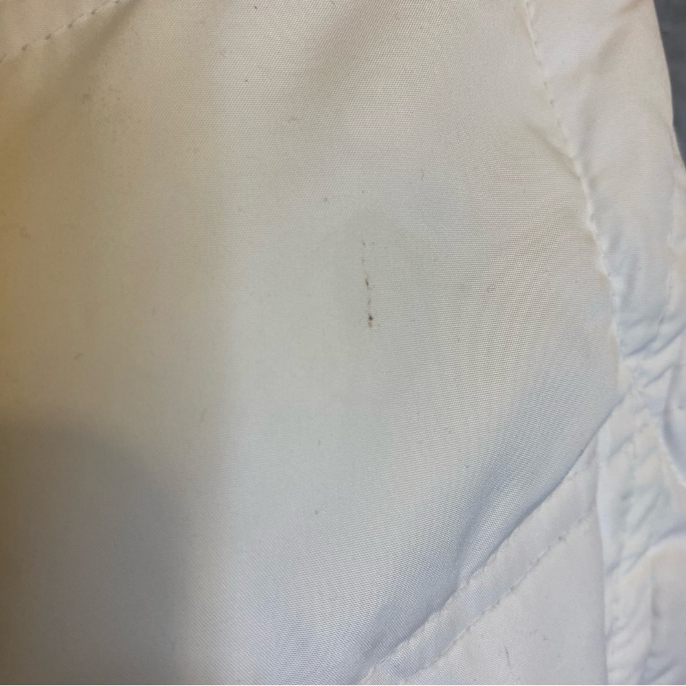 GAP White Puffer Vest Size Small Missing Hood - Picture 13 of 13